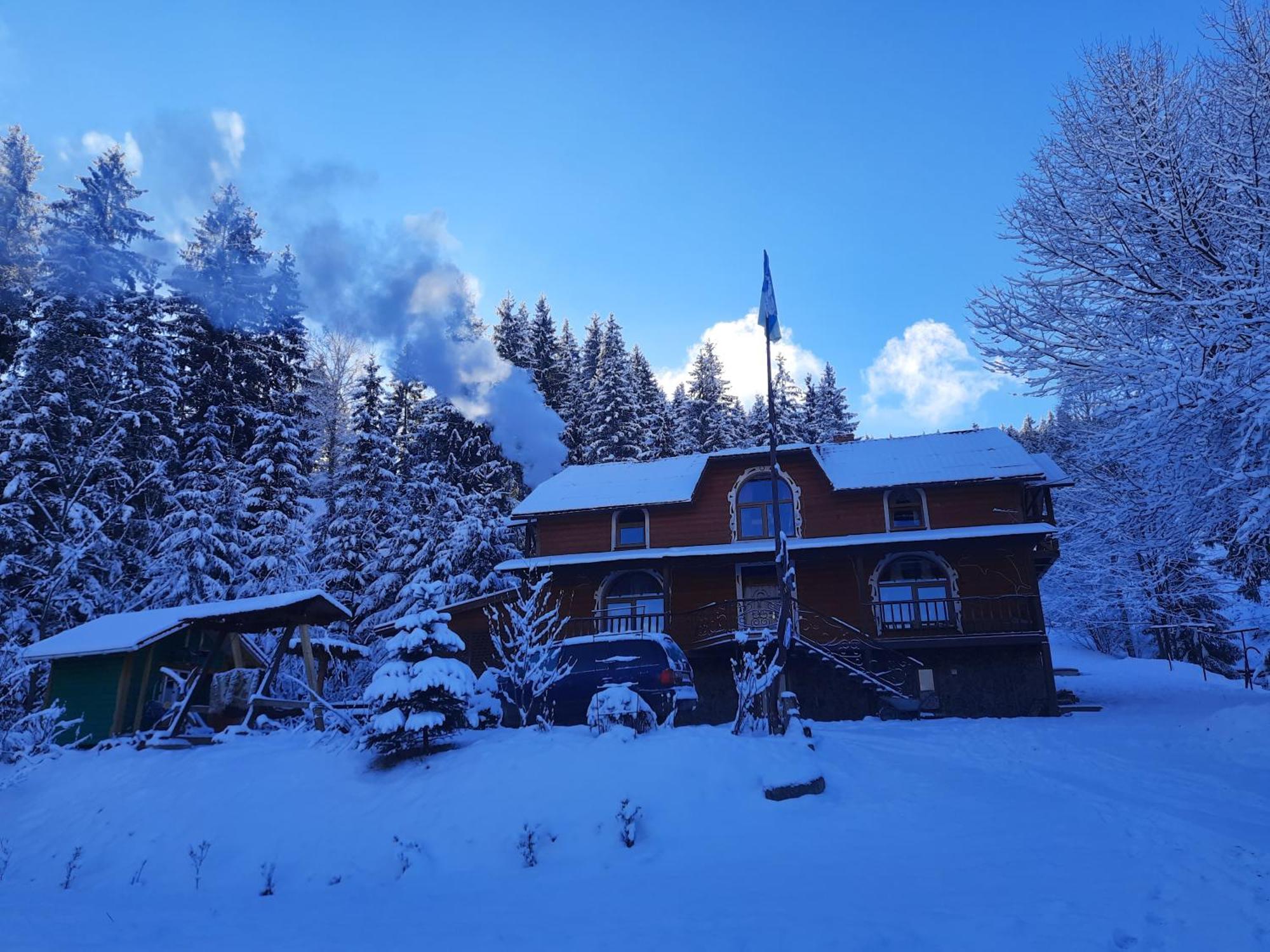 Hotel Kitica House à Verkhovyna Extérieur photo